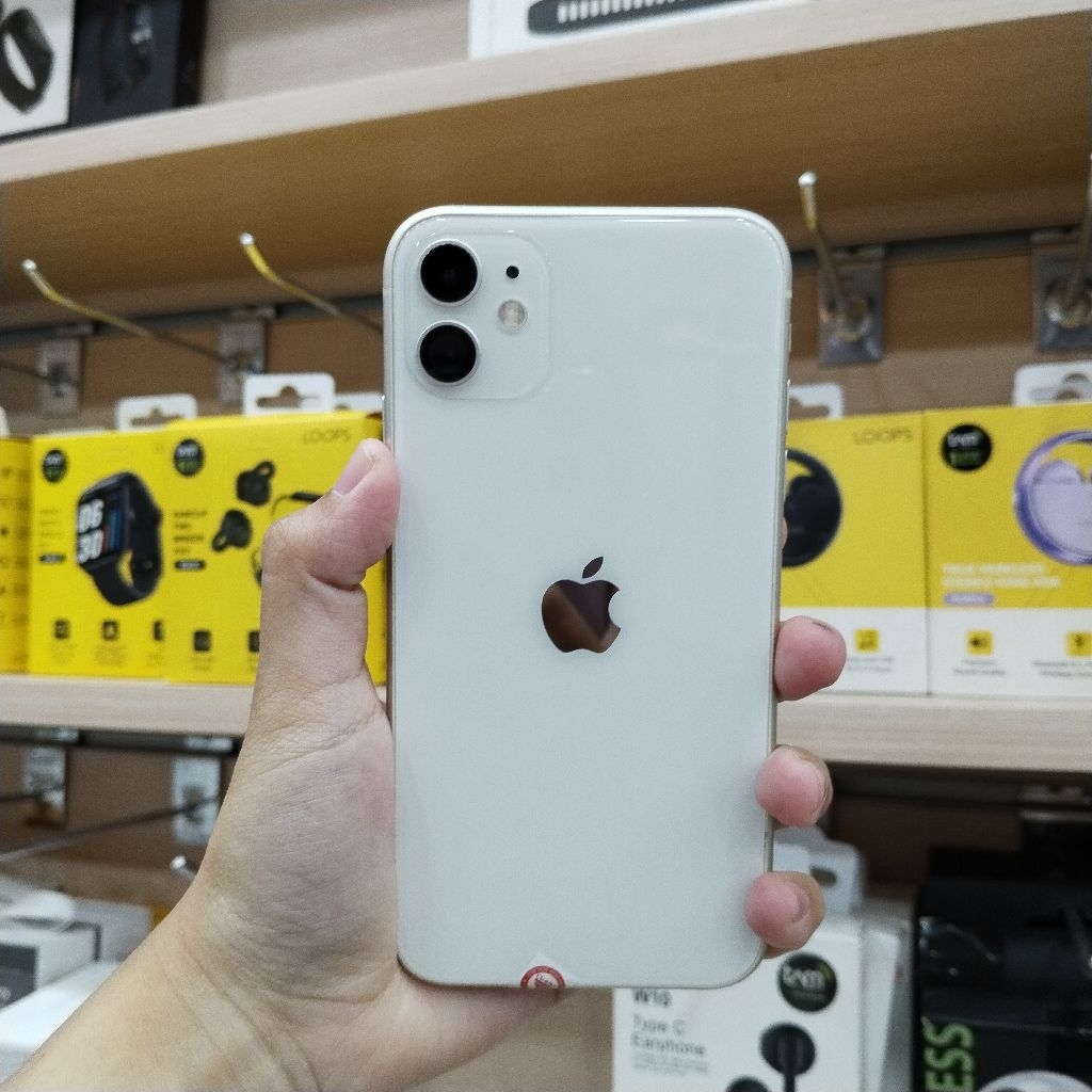 APPLE IPHONE 11 4/128 APPLE IPHONE11 4/128 MINUS APPLEIPHONE 11 4/128 MINUS SECOND BEKAS GARANSI IBO