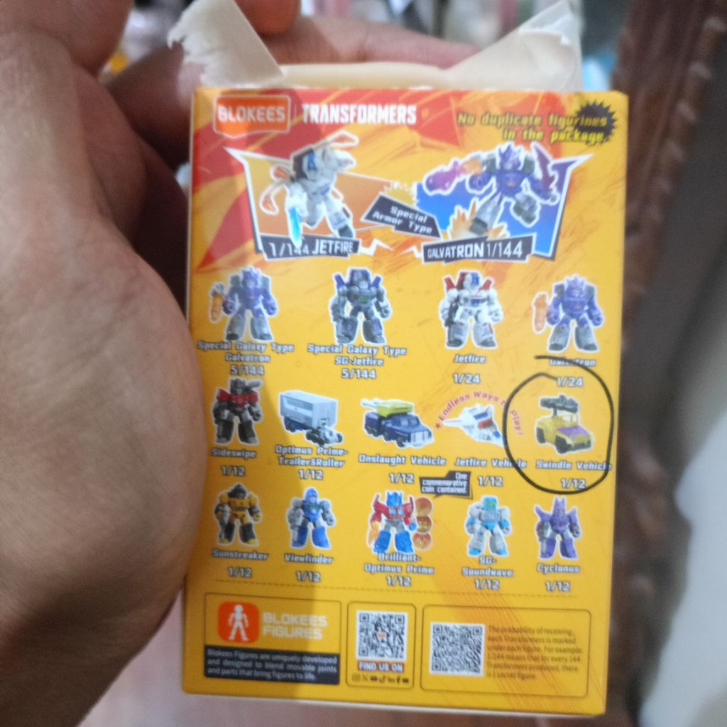 Blokees Transformers Galaxy Defender 05 Swindle Vehicle