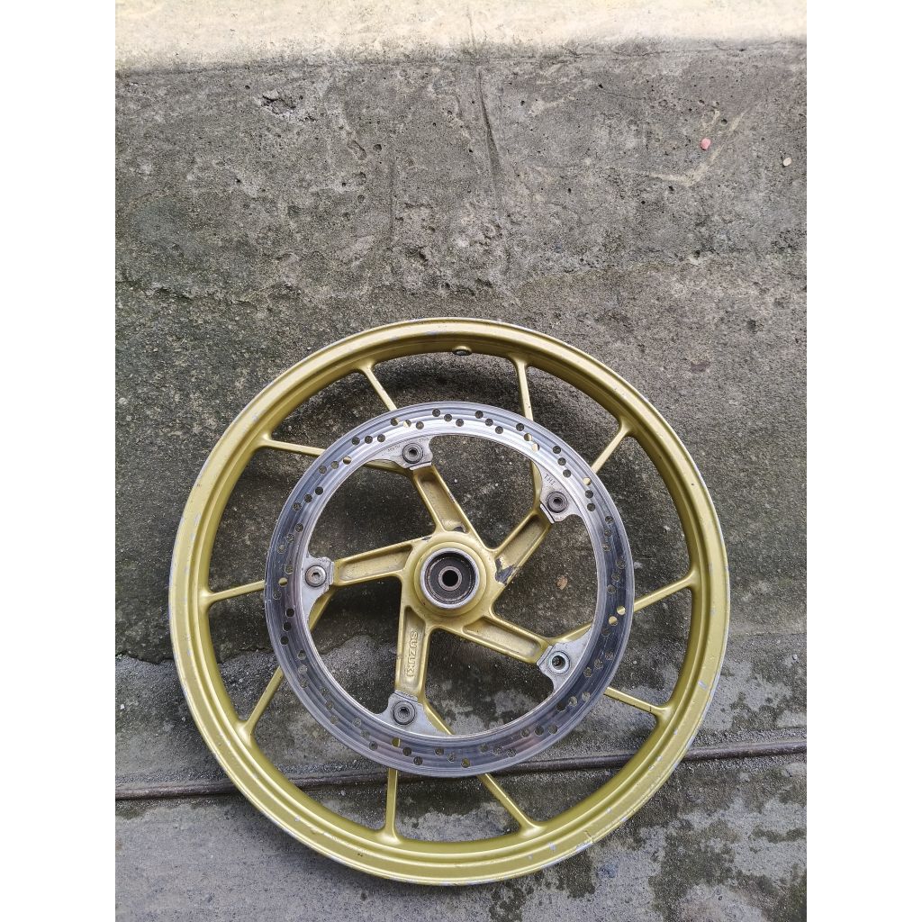 VELG DEPAN ORIGINAL COPOTAN SUZUKI SATRIA FU ORIGINAL LEPASAN