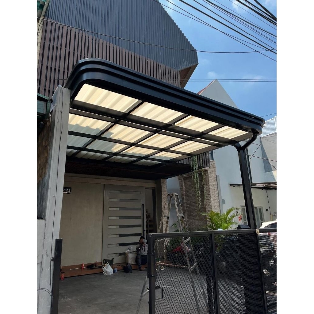 Kanopi alderon transparan rangka hollow galvanis anti karat elegan dan mewah