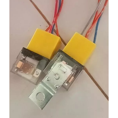 Soket Rumah Relay Kabel bintik 4 Kabel / Rumah Relay Klakson Lampu depan Kabel bintik