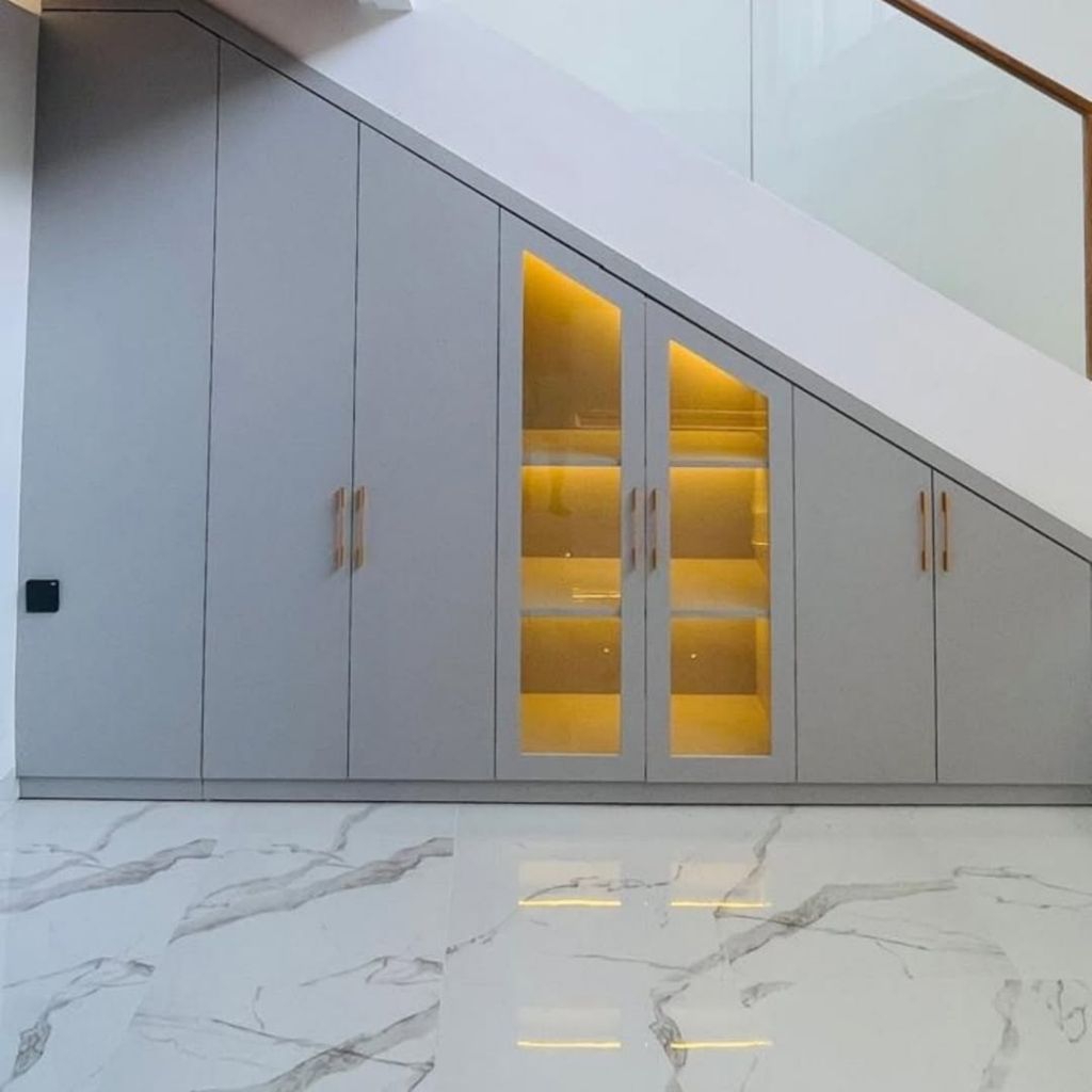 Kabinet Bawah Tangga Minimalis Custom Harga 1.850.000/m² Malang Blitar Tulungagung Trenggalek | Lema