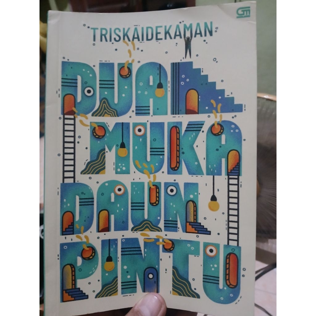 Dua Muka Daun Pintu - Triskaidekaman Preloved Original