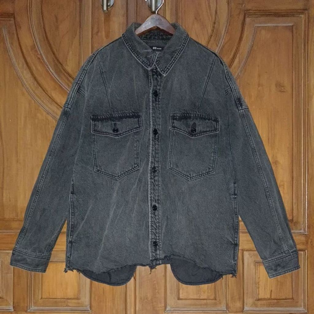 PRELOVED ZIO Jaket Jeans Denim Pria Black Washed Unfinished Cut Bigsize LD 100+