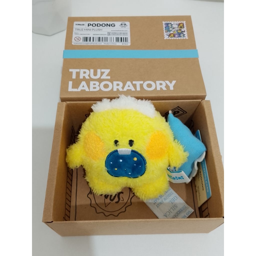 TRUZ MINI PLUSH TRUZ LABORATORY PODONG JUNGHWAN TREASURE