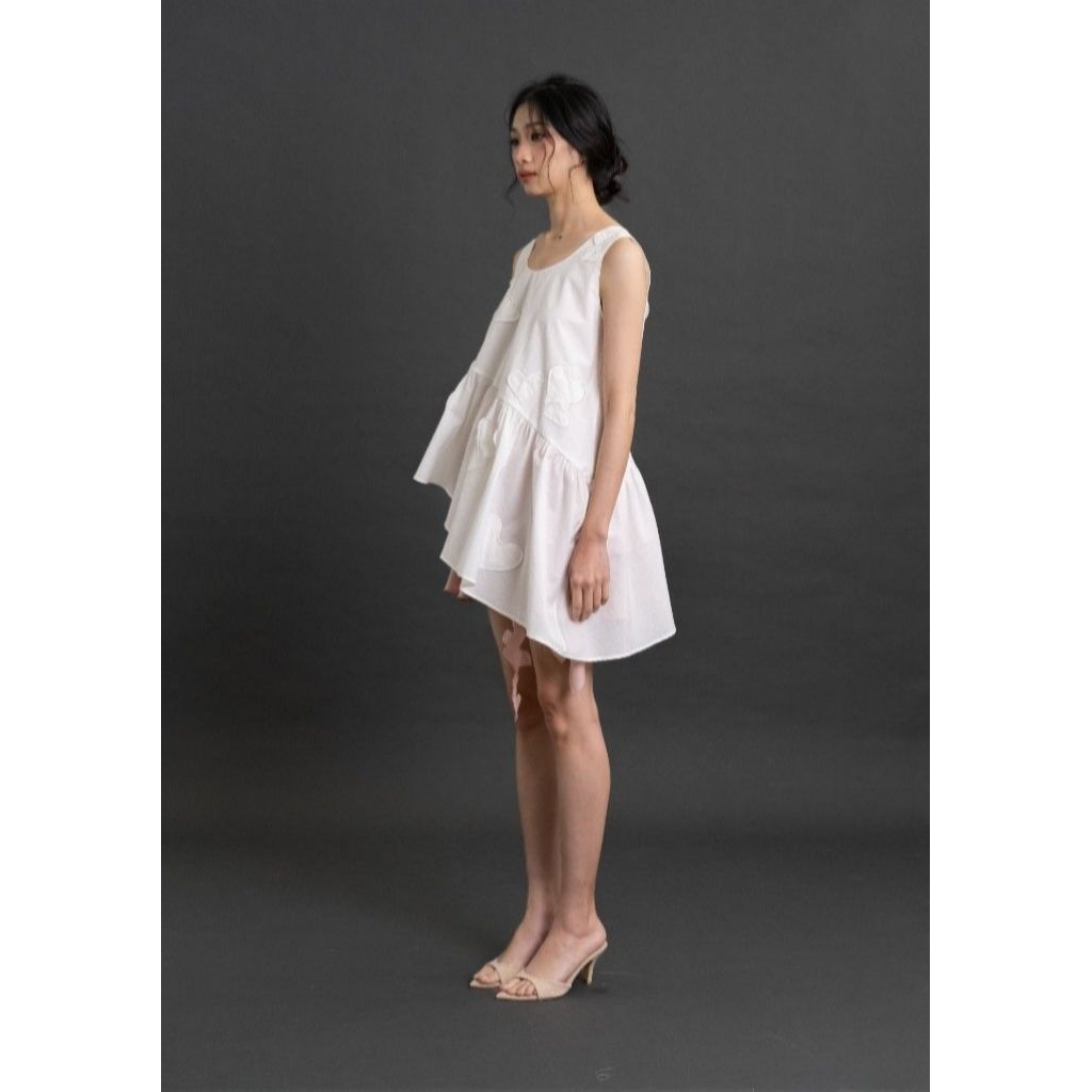 novere - DA seleeveless top in buttermilk