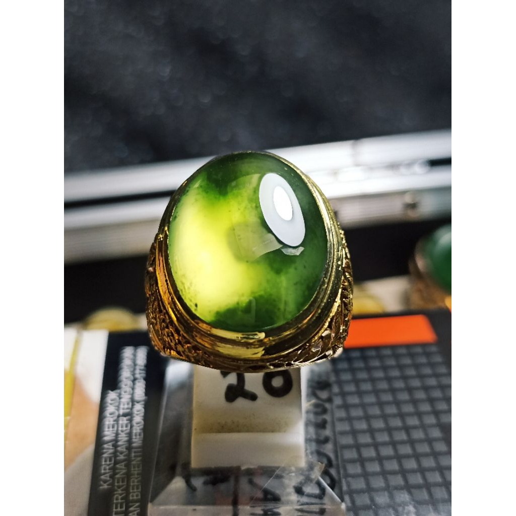 idocrase super crystal bening