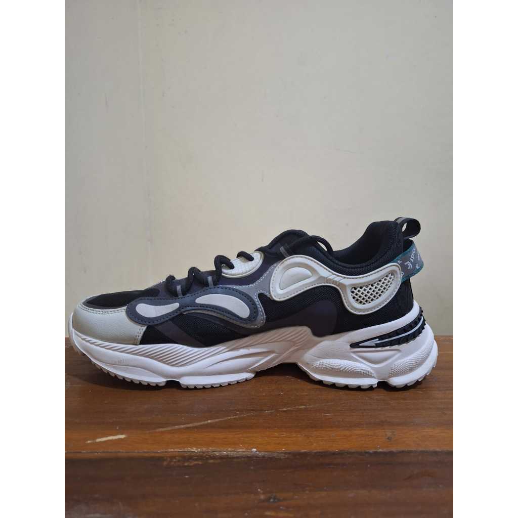 Sepatu Sneaker 3Second