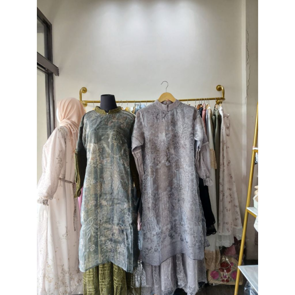 gamis brukat kombinasi organza