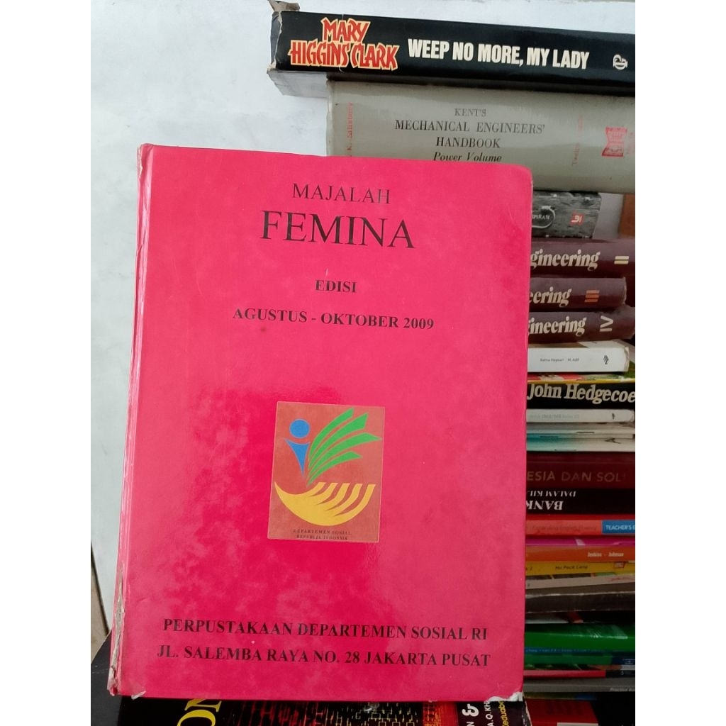 buku majalah Femina edisi Agustus -Oktober 2009 BUNDEL 10majalah
