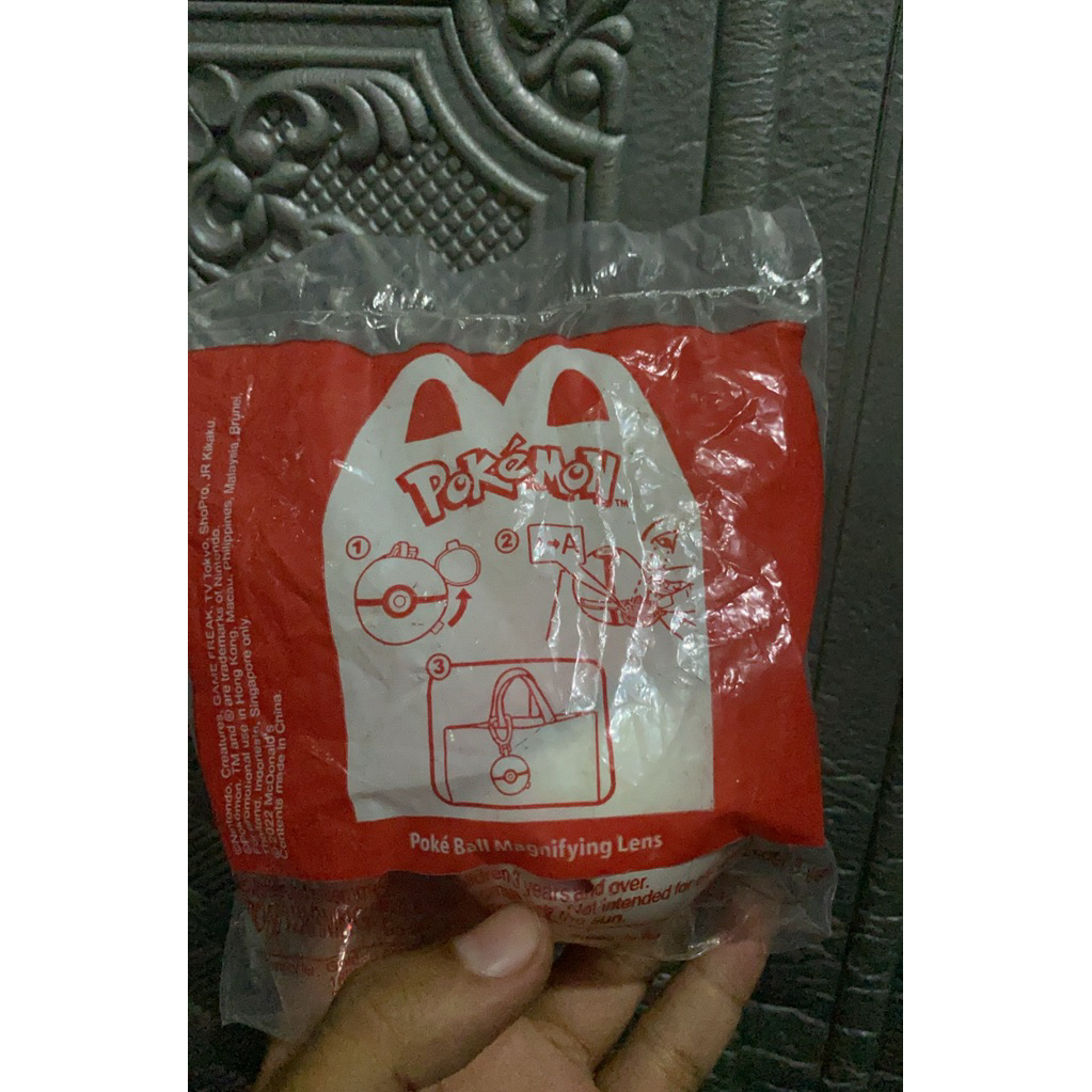 Gantungan Pokeball Pokemon MCD