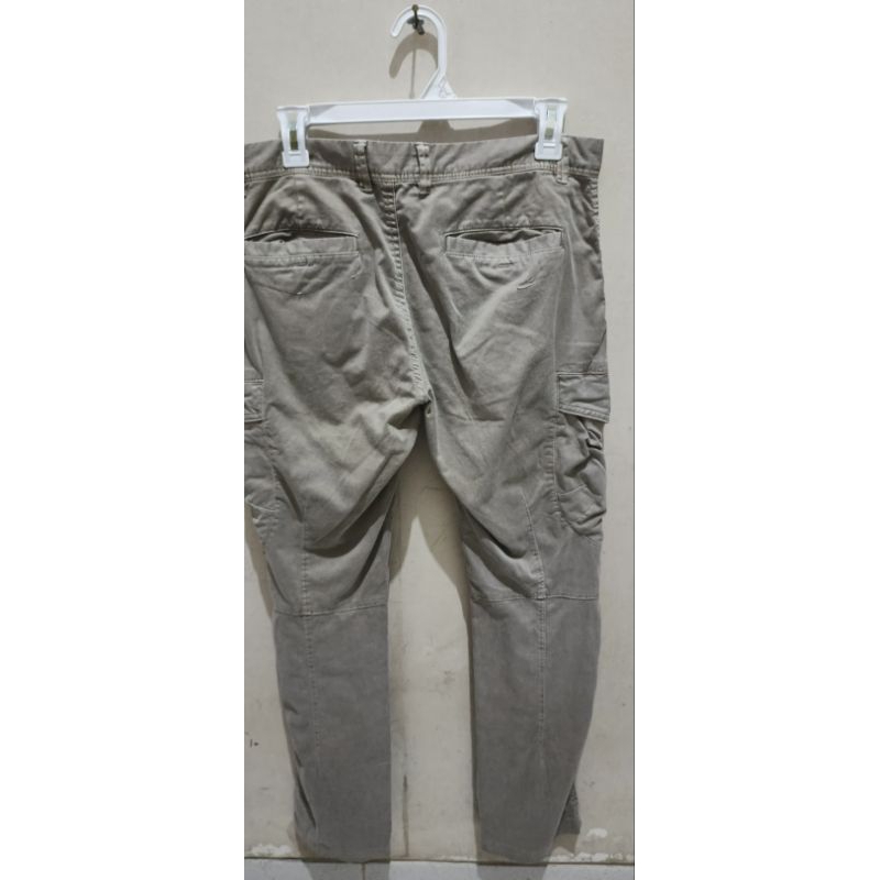 celana cargo cp company