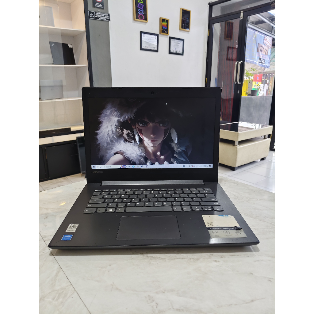 Lenovo Ideapad 330 Celeron N4100 Laptop Multitasking Ngetik Ketik