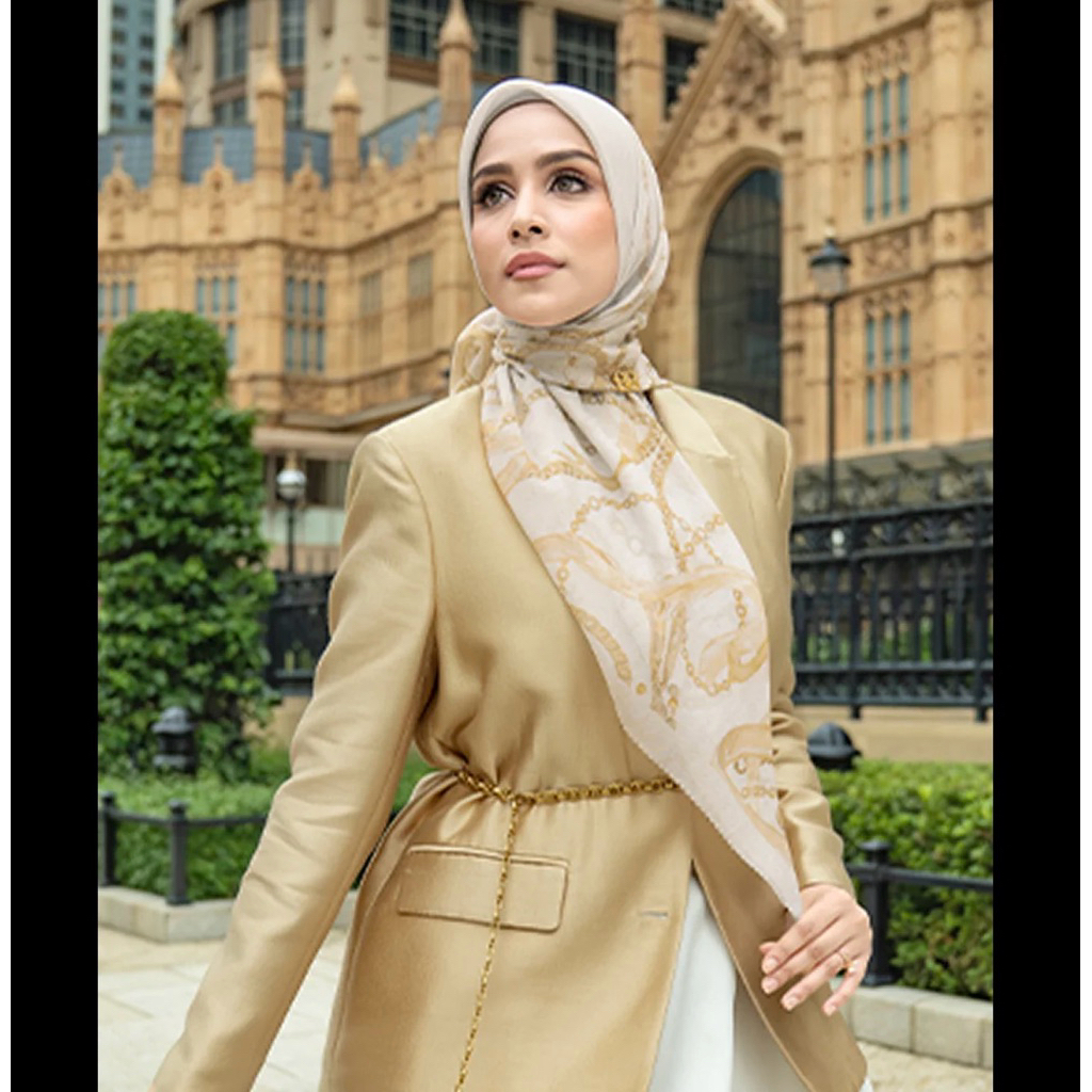 Chain 3 buttonscarves