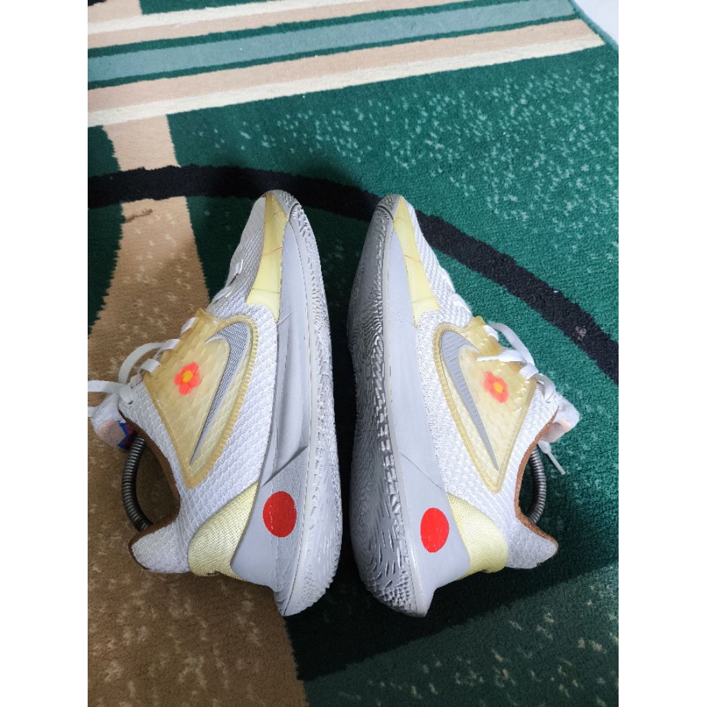 SEPATU BASKET NIKE NO 42 SECOND BEKAS ORIGINAL