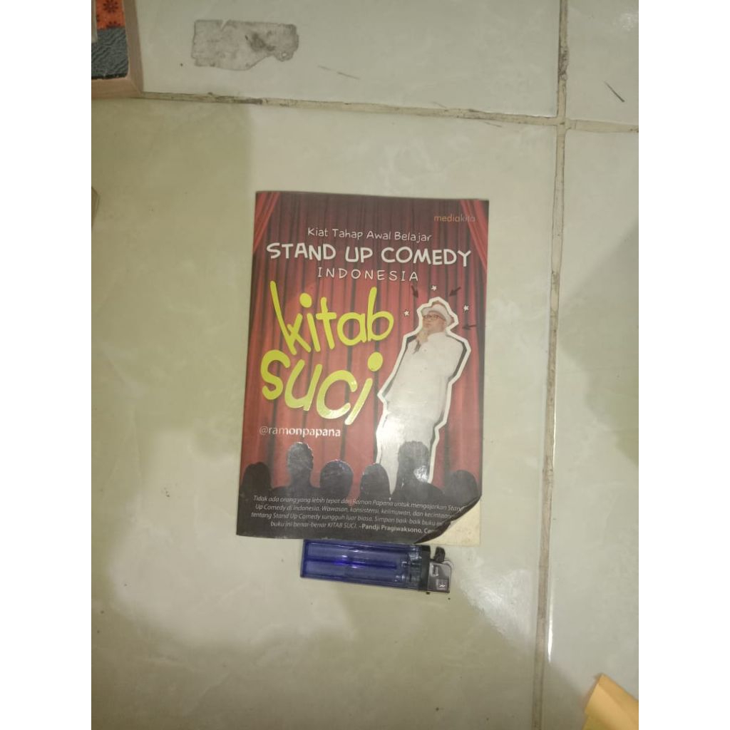 BUKU KIAT TAHAP AWAL BELAJAR STAND UP COMEDY INDONESIA