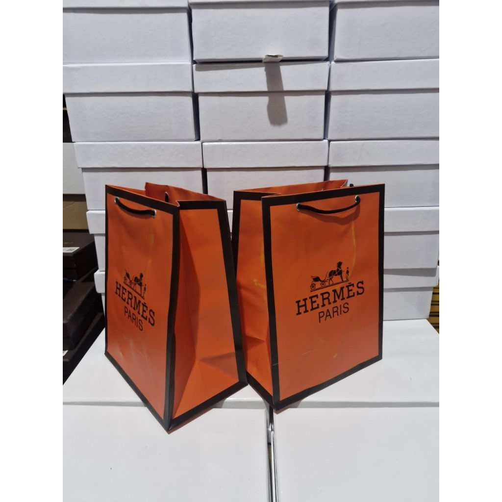 paperbag tas HRMES UK 26 X 20 X 12