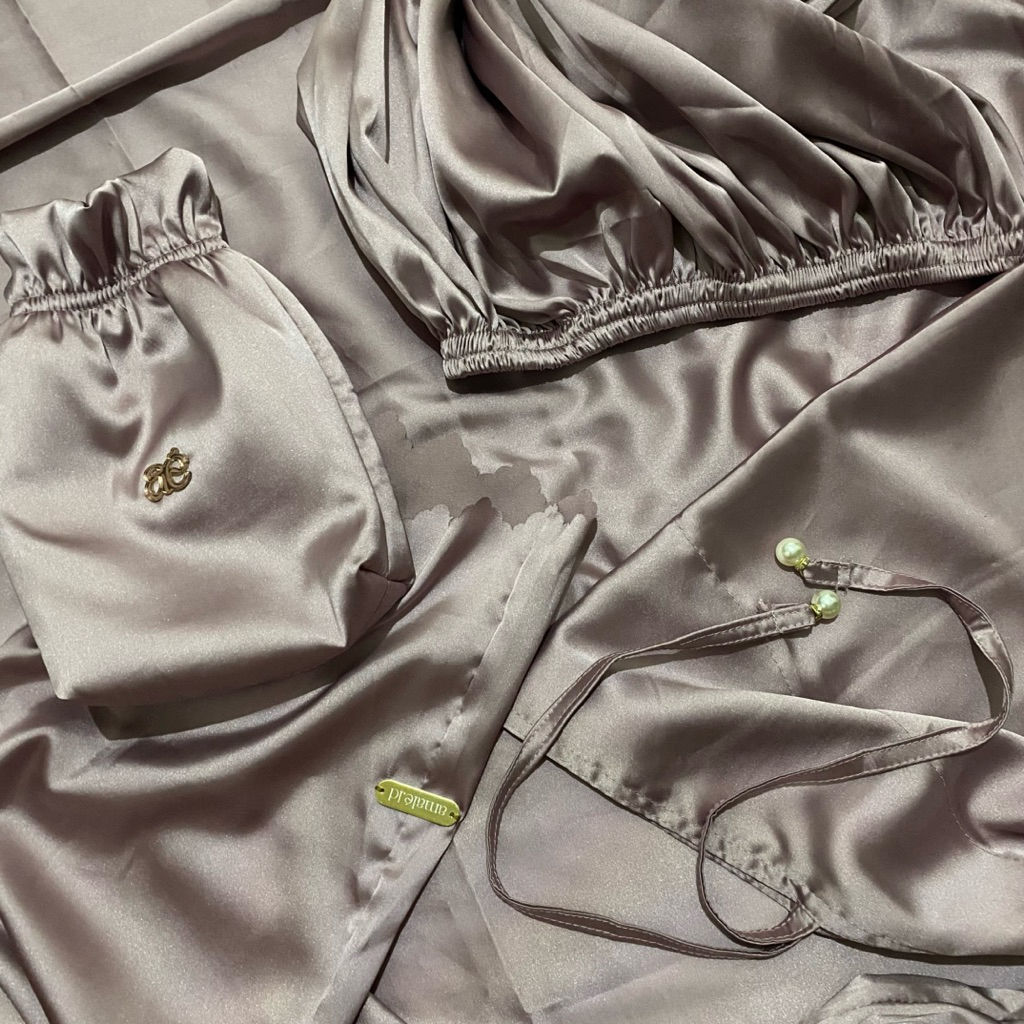 Aluna - Mukena Dewasa | Armani Silk Premium