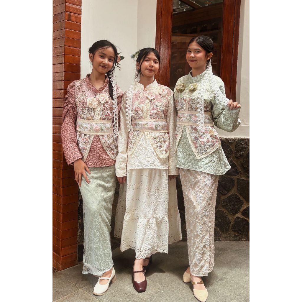 Beachylooks Atasan Raya Kebaya Kondangan Renata Janggan outfit lamaran simple elegant