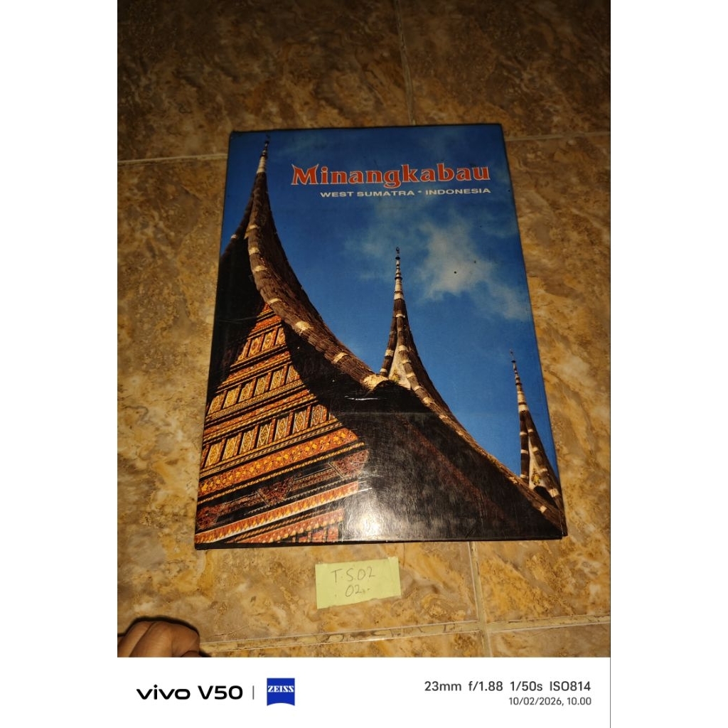 Buku Minangkabau West Sumatra - Indonesia
