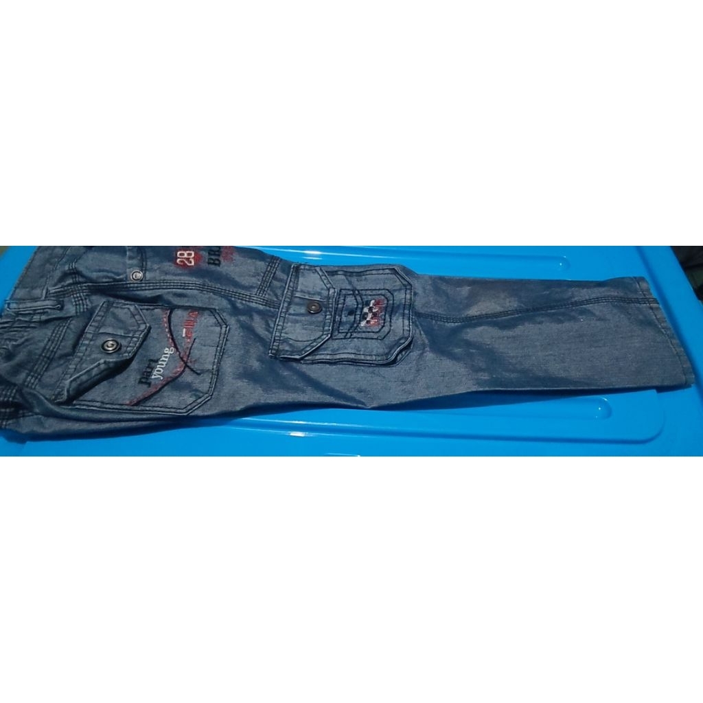 celana Levis anak laki laki