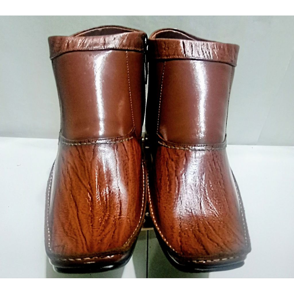 Versace - Sepatu Pria Elegan Trend Keren Kekinian Formal Kulit Import Original