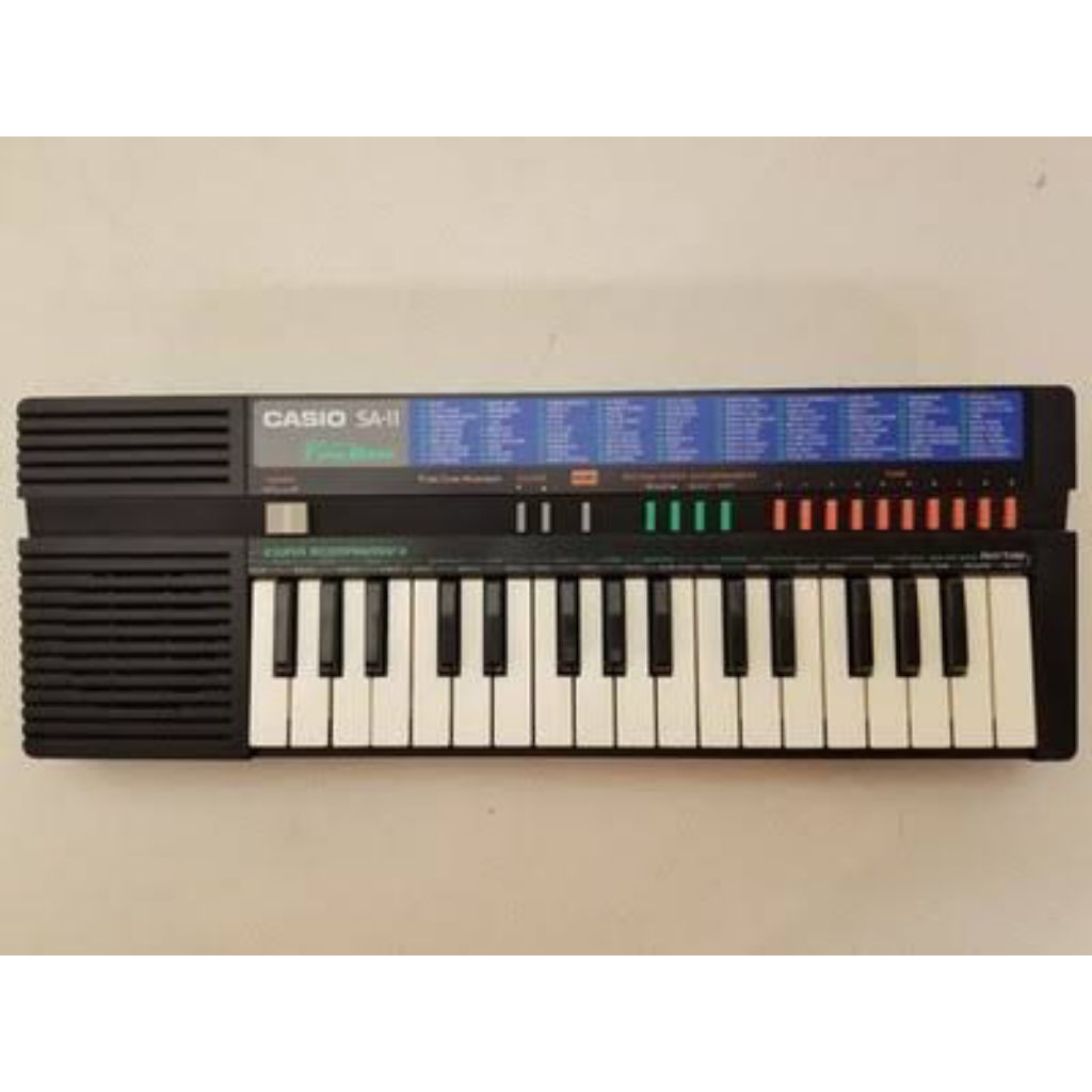 Piano CASIO SA11