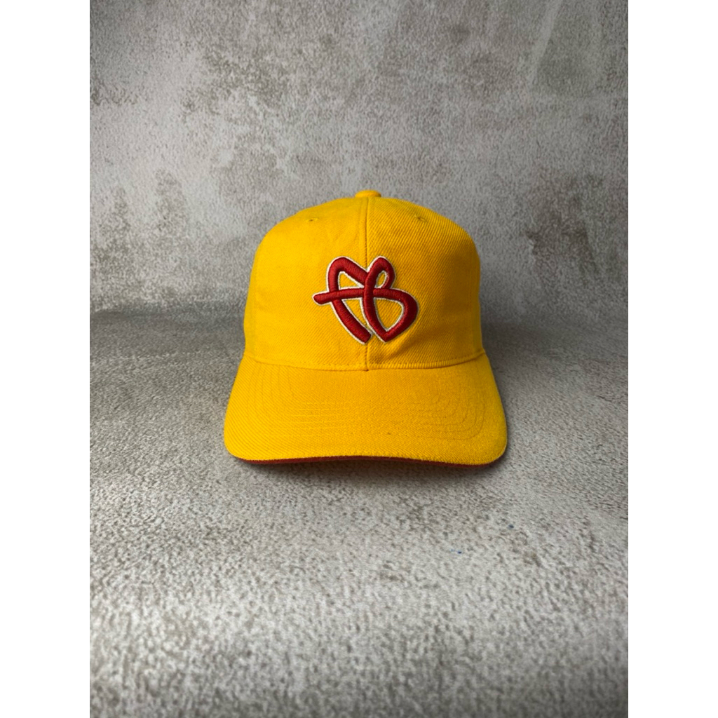 Topi Fubu Embroidery build up