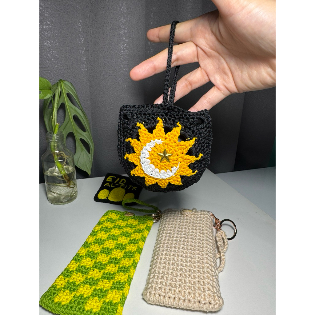 pouch rajut tempat earphone