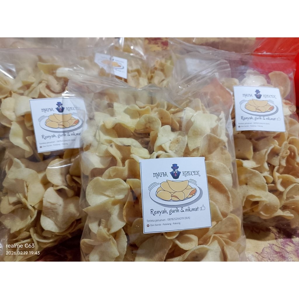 kripik singkong (kripik singkong) camilan