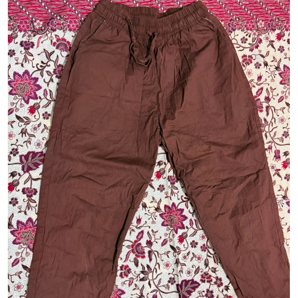 Celana panjang joger wanita (maroon)