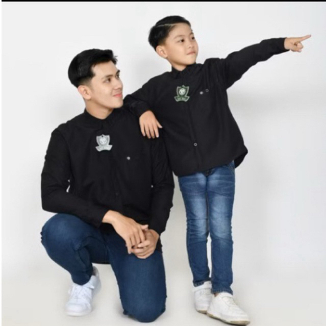 KEMEJA POLOS HITAM AYAH DAN ANAK
