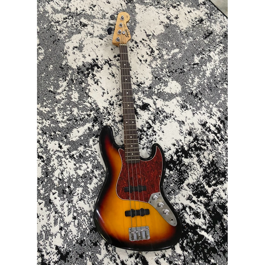 Squier Jazz Bass California Series