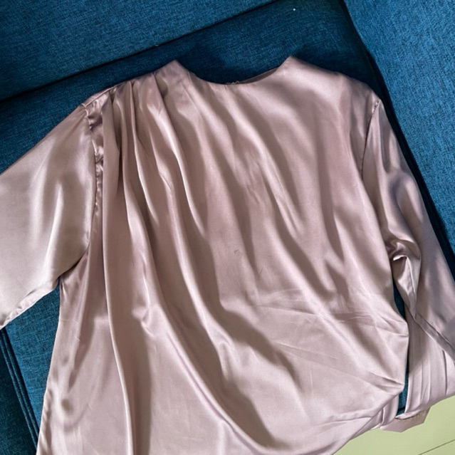 Kemeja Satin Preloved