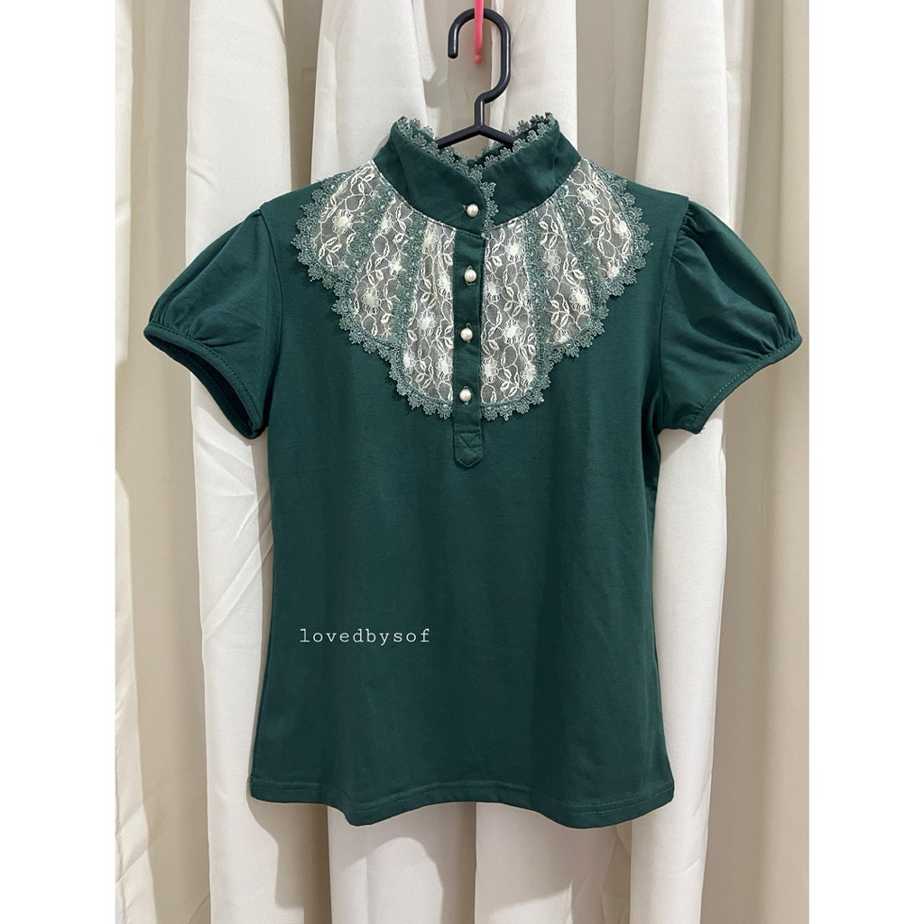 Baju Atasan Kerah Renda Wanita Preloved