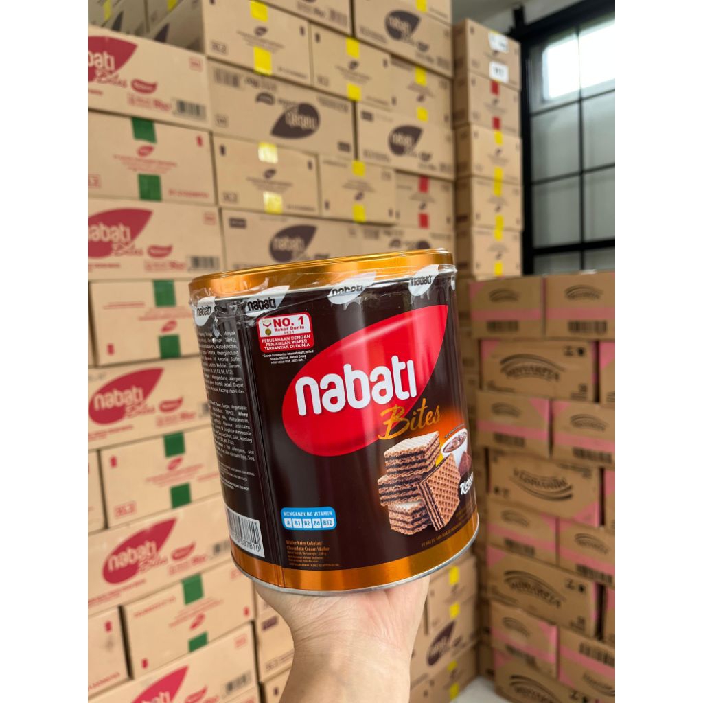 NABATI BITES KALENG/ECER/1 DUS ISI 6 KALENG/