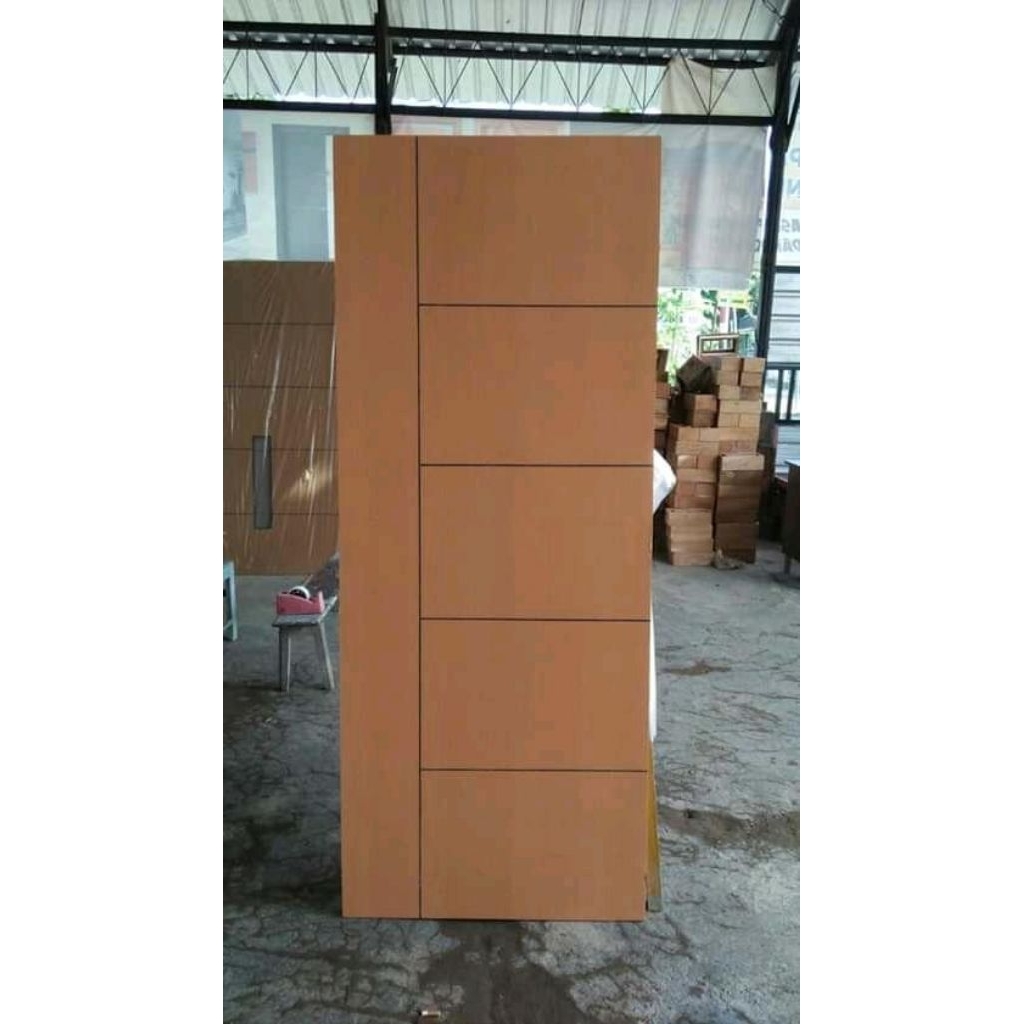 Pintu triplek