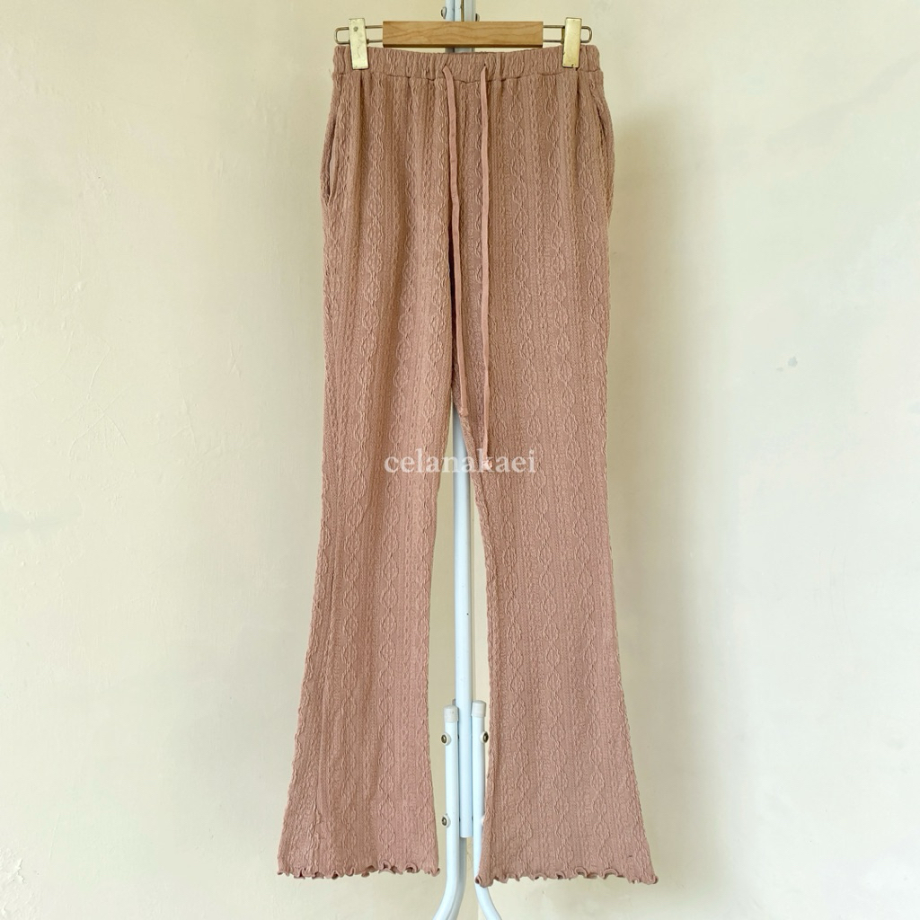 Coksu Nude Pink Rajut Knit Texture Flare Cutbray Pants Kastane