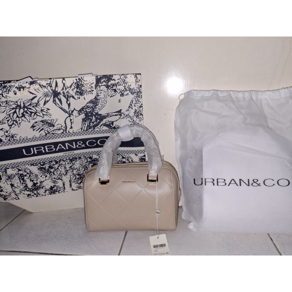 Tas Urban n Co
