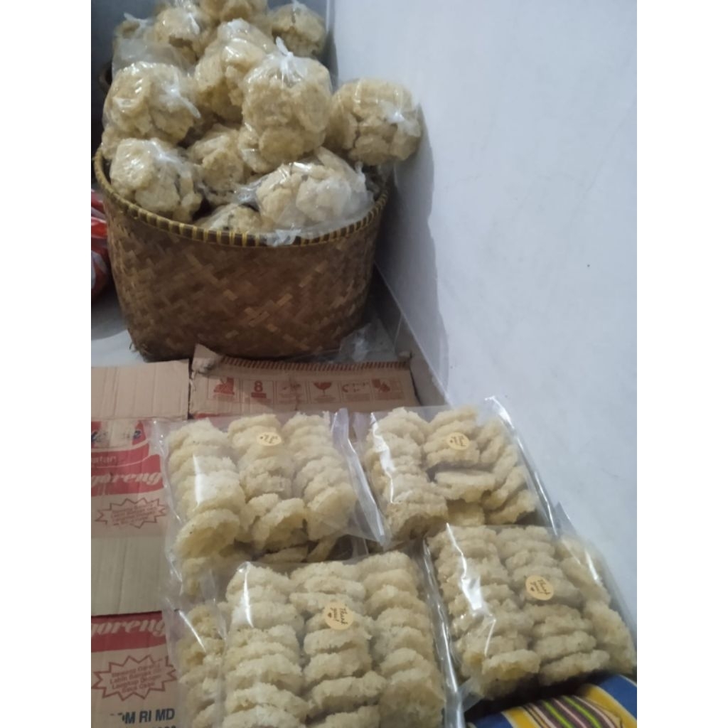 RENGGINANG KETAN MENTAH,ASLI KETAN,1 KG ,RENGGINANG KETAN ENAK,RENGGINANG KETAN MELAR