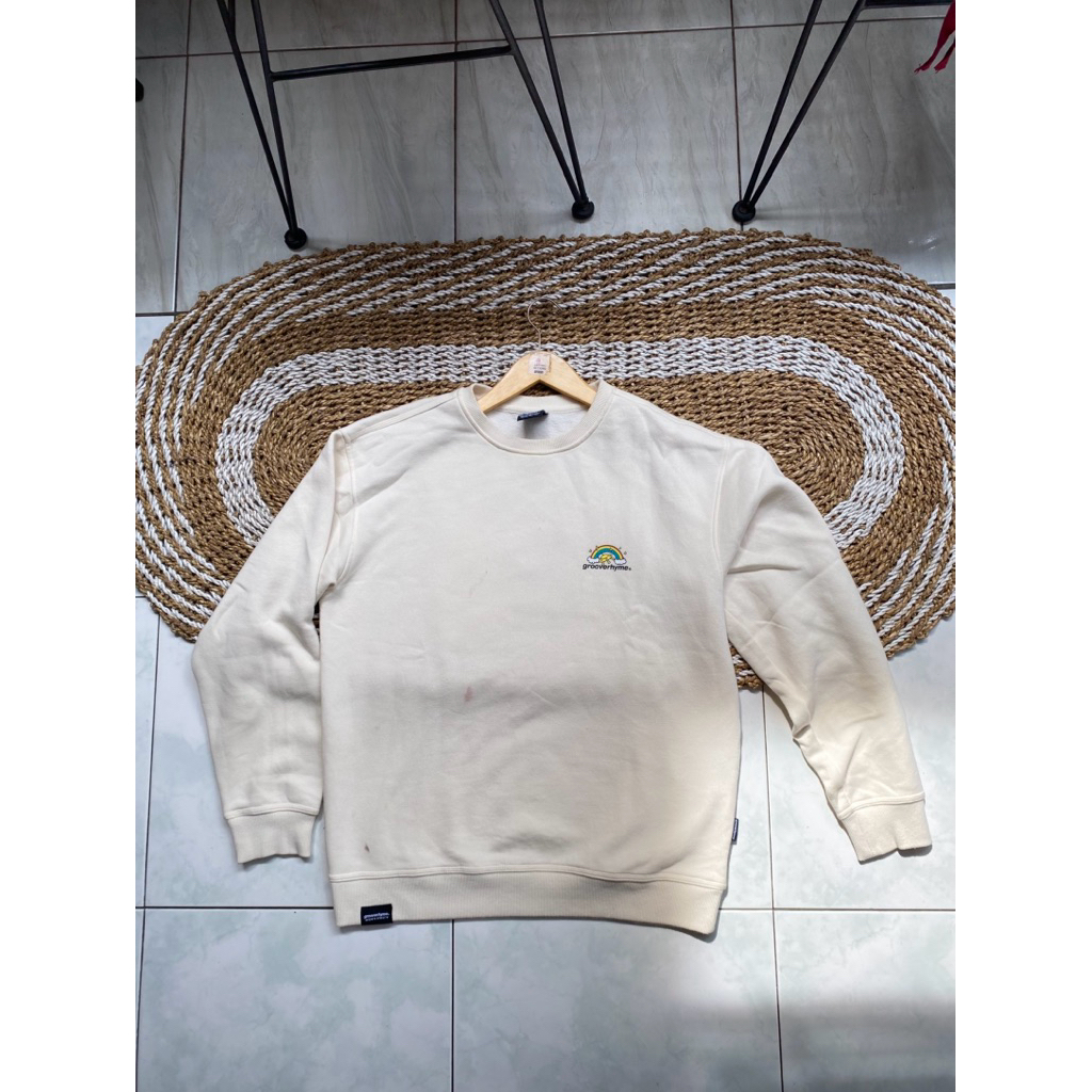 Crewneck Groove Rhyme