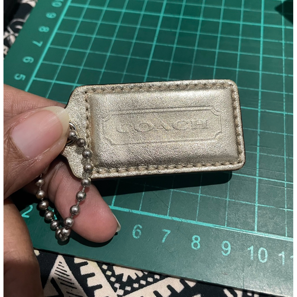 Charm Coach Gold Hang Tag Bag Tag Charm Tebal