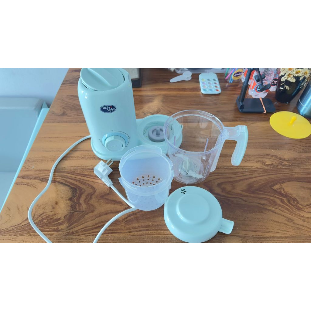 Preloved - Baby Safe food maker