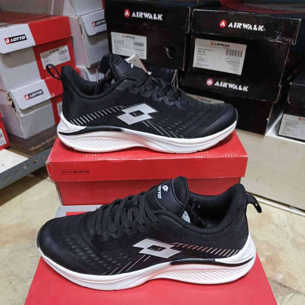 Sepatu Olahraga Lotto Esteban Black Original Resmi Sport Station.
