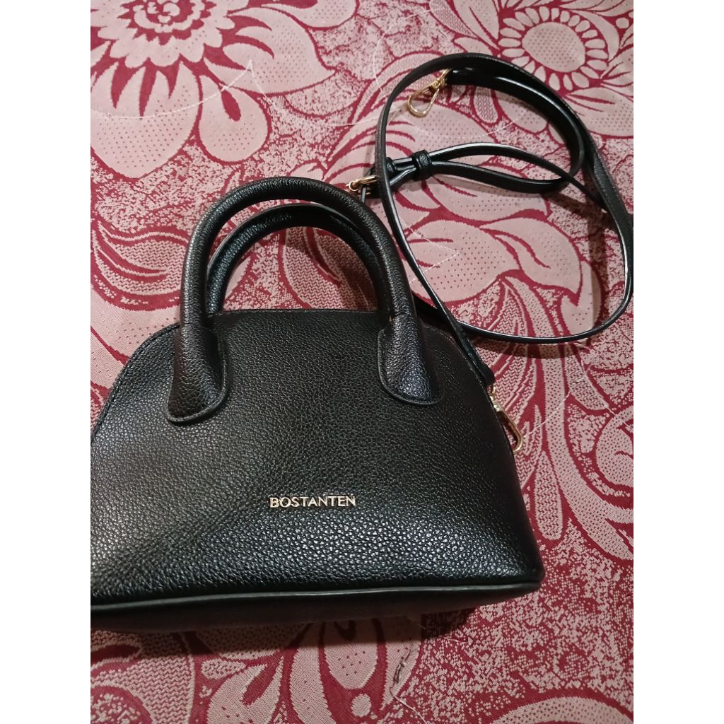 TAS SELEMPANG WANITA BOSTANTEN