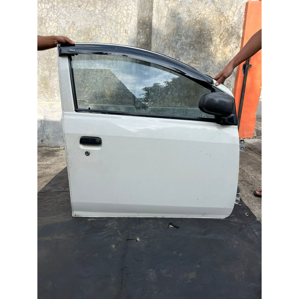 Pintu Ayla/Agya Depan Kanan
