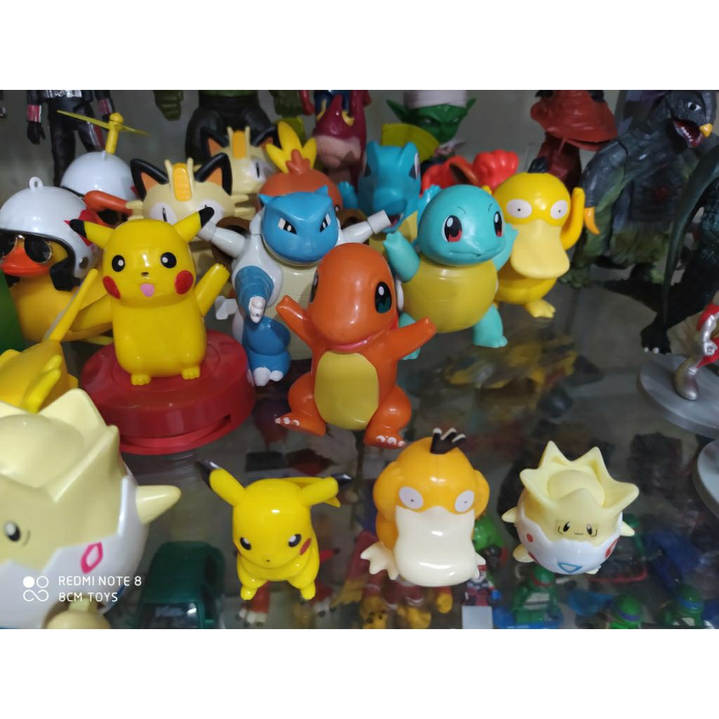 Figure Pokemon Team Mainan Anak McD
