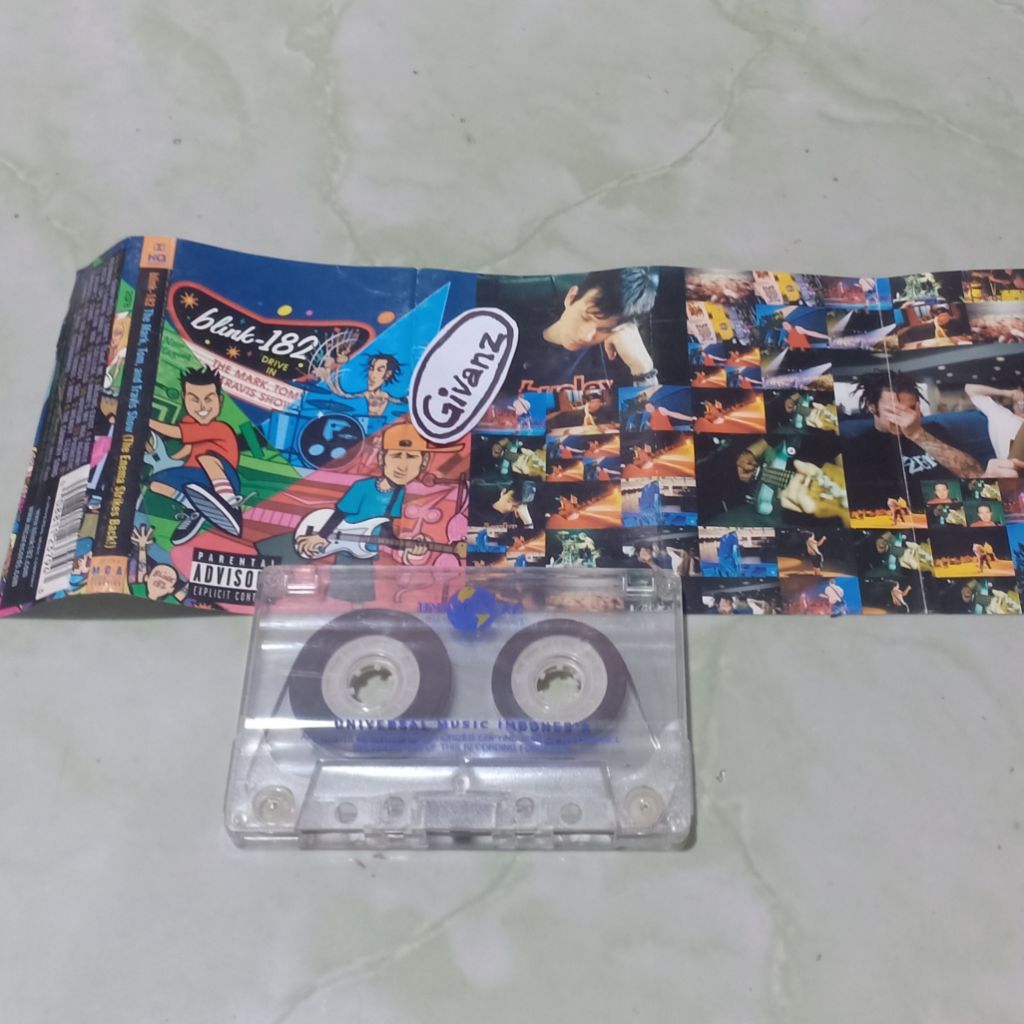 kaset pita BLINK 182 - The Enema Strikes Back