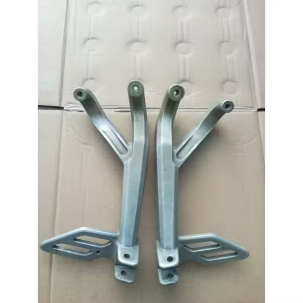 footstep step belakang yamaha R15 V3 original