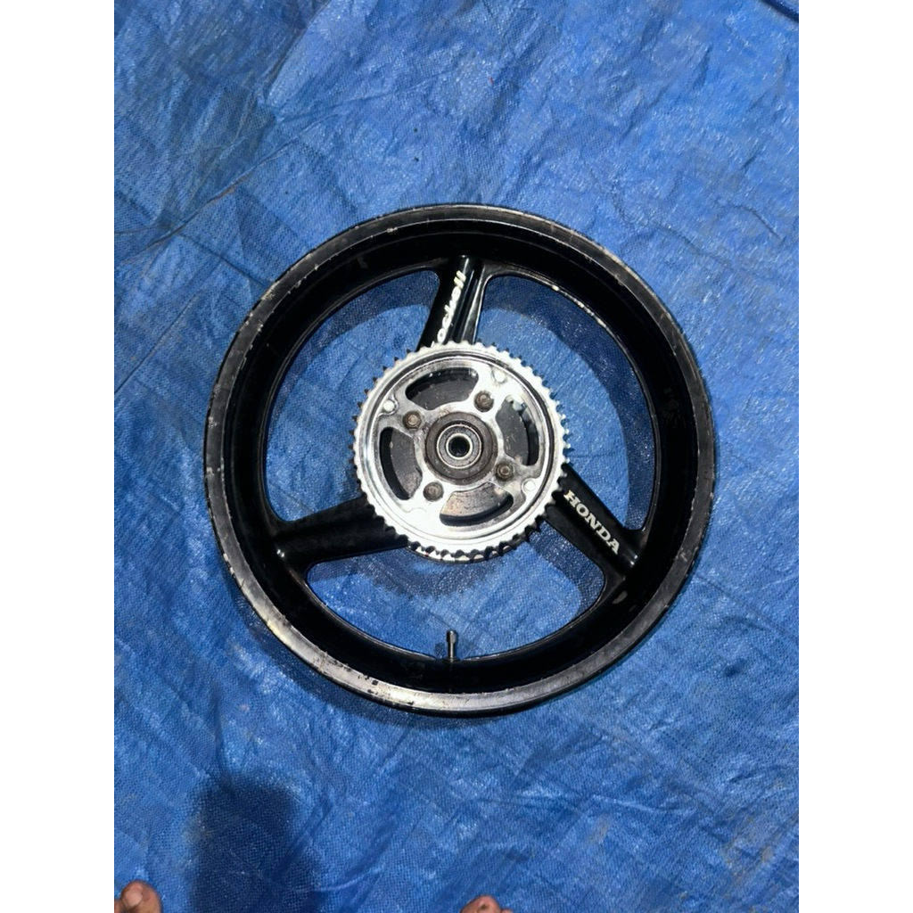 velg tapak lebar gl,megapro,tiger dan bisa di semua motor